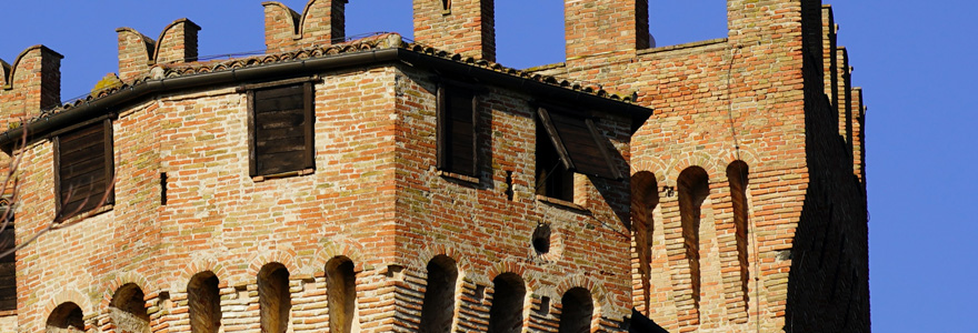 châteaux dans le Beaujolais